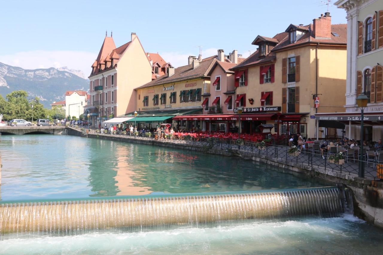 Pause Cafe Avec Sauna Annecy Exterior foto